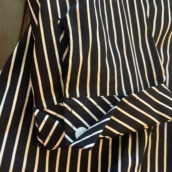 Black and white Foxcroft button up - Picture 4 of 5